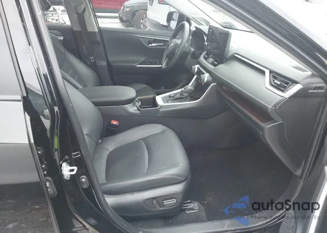 2025 Toyota Rav4 Limited z USA, uszkodzony, nr VIN 2T3N1RFV0SW597370